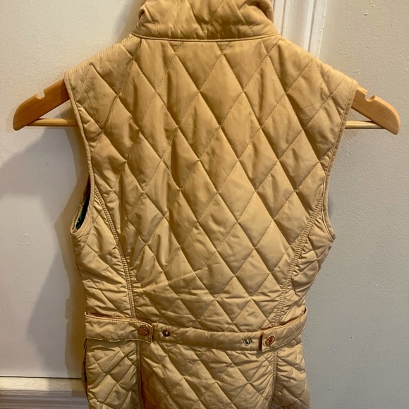 Lilly Pulitzer Getaway Quilted Vest in Almond - Picture 8 of 8